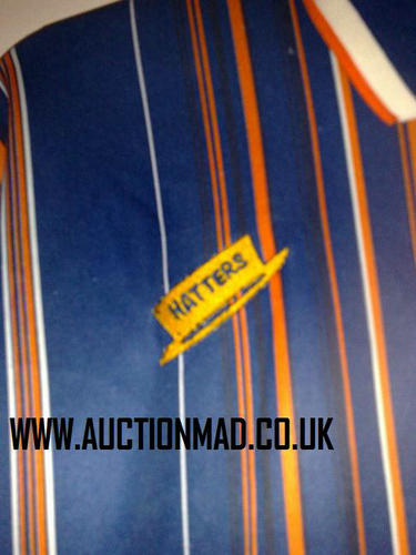 maillot de foot luton town particulier 1994-1995 pas cher maillot de foot luton town particulier 1994-1995 pas cher