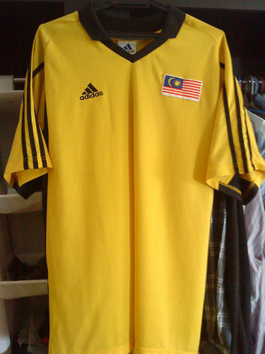 maillot de foot malaisie domicile 2005 rétro