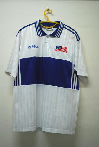 maillot de foot malaisie exterieur 1997 pas cher