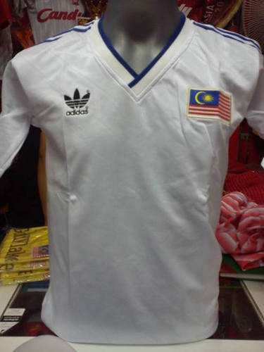 maillot de foot malaisie réplique 1989 rétro