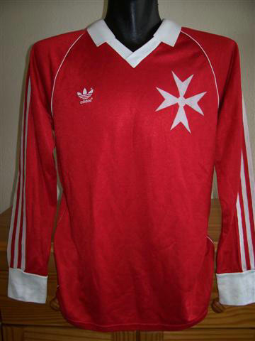 maillot de foot malte domicile 1986 pas cher