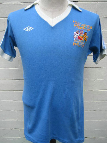 maillot de foot manchester city domicile 1977-1978 rétro