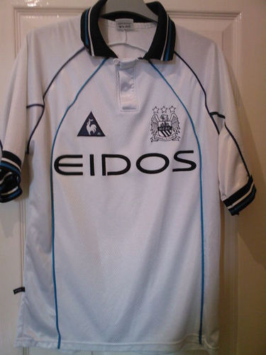 maillot de foot manchester city exterieur 1999-2000 pas cher