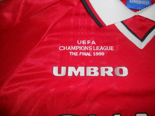maillot de foot manchester united réplique 1997-2000 pas cher