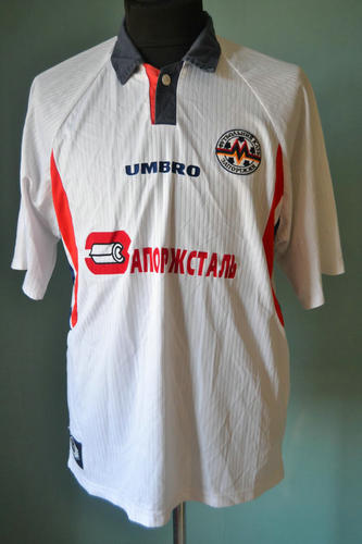 maillot de foot metalurh zaporijia domicile 2000-2001 rétro