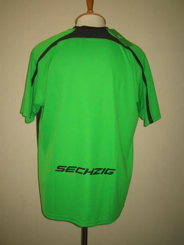 maillot de foot munich 1860 exterieur 2009-2010 rétro maillot de foot munich 1860 exterieur 2009-2010 rétro