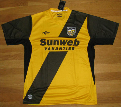 maillot de foot nac breda domicile 2010-2011 pas cher