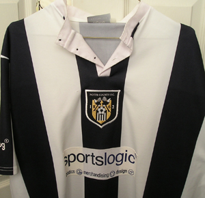 maillot de foot notts county domicile 2000-2001 rétro