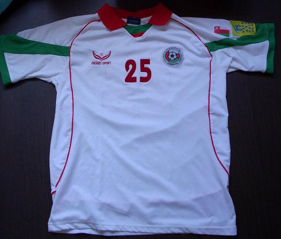 maillot de foot oman domicile 2004 rétro