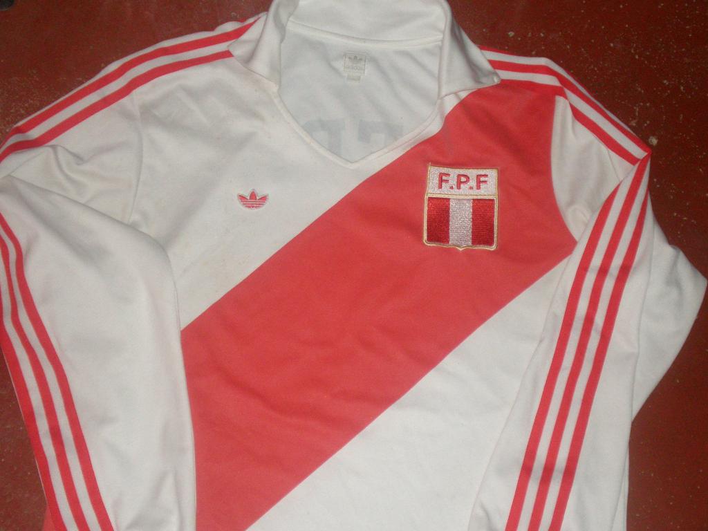 maillot de foot pérou réplique 1978 pas cher