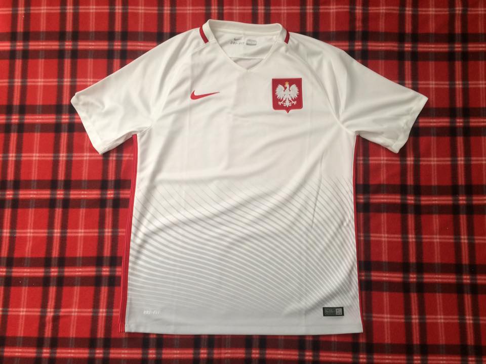 maillot de foot pologne domicile 2016-2017 pas cher