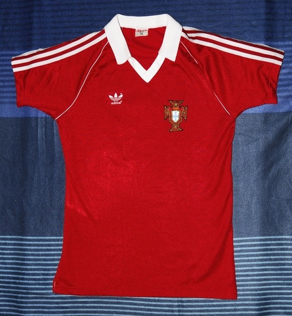 maillot de foot portugal domicile 1979-1983 rétro