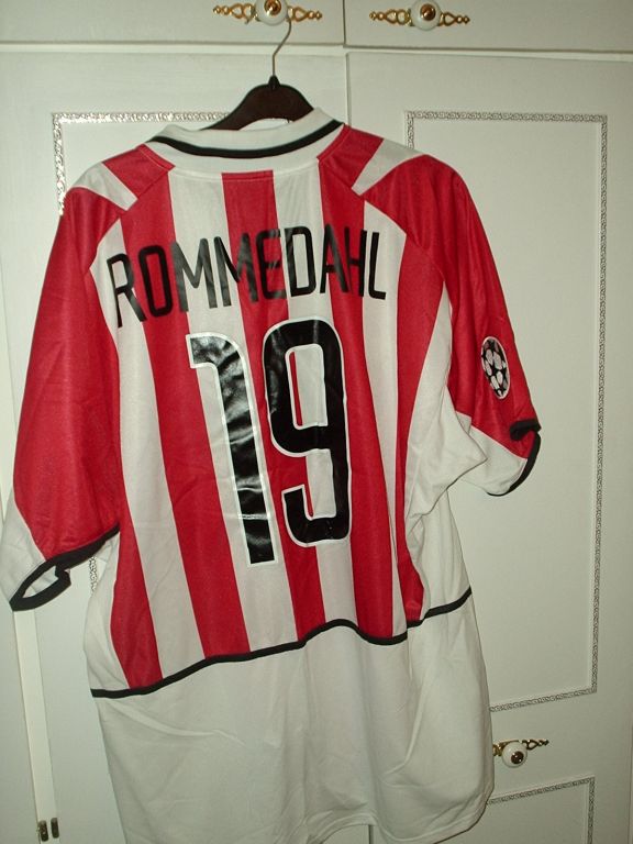 maillot de foot psv eindhoven domicile 2002-2003 rétro