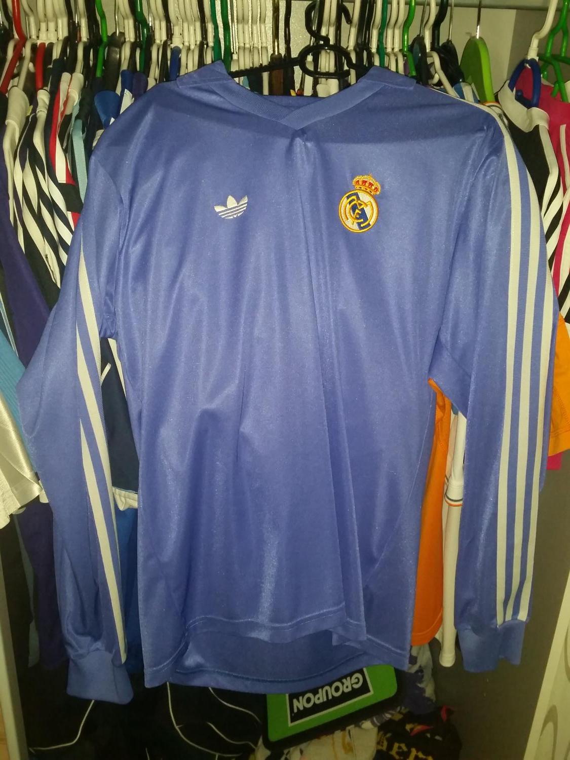 maillot de foot real madrid exterieur 1981-1986 pas cher