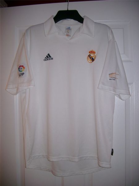 maillot de foot real madrid particulier 2002-2003 rétro