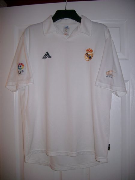 maillot de foot real madrid particulier 2002-2003 rétro