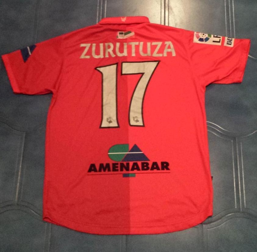 maillot de foot real sociedad exterieur 2009-2010 pas cher maillot de foot real sociedad exterieur 2009-2010 pas cher