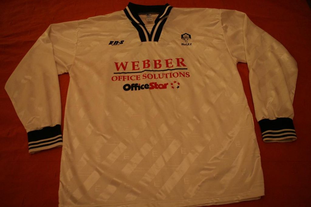 maillot de foot rhyl fc domicile 2000-2001 rétro