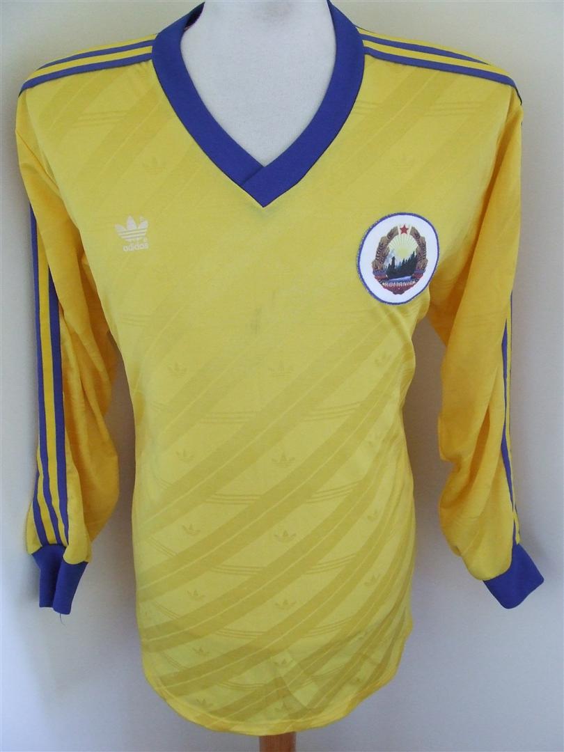 maillot de foot roumanie domicile 1989 rétro