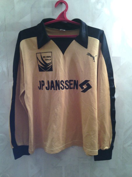 maillot de foot sbc vvv venlo réplique 1982-1983 rétro