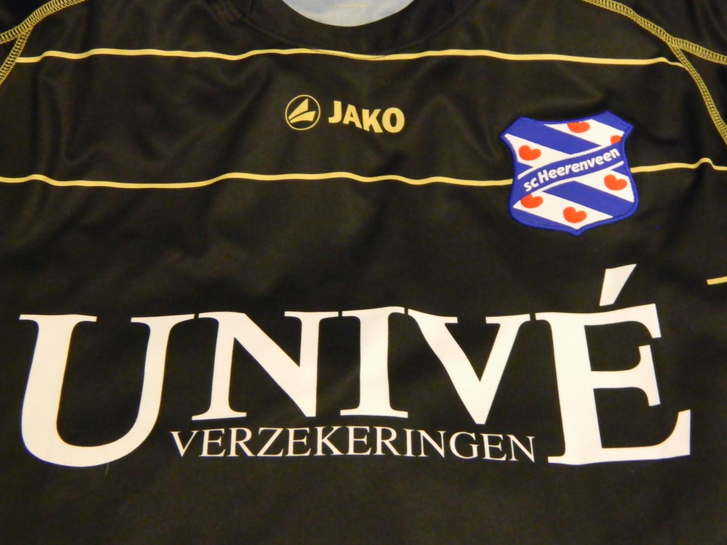 maillot de foot sc heerenveen exterieur 2010-2011 rétro
