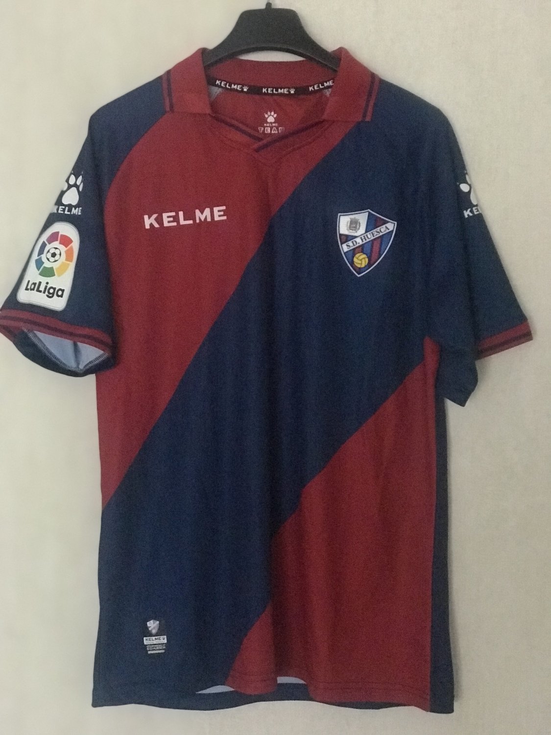 maillot de foot sd huesca domicile 2018-2019 rétro