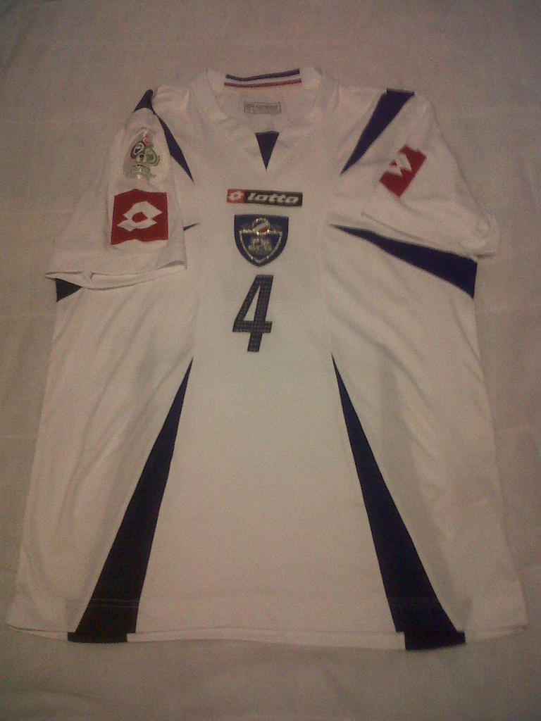 maillot de foot serbie exterieur 2006-2007 pas cher