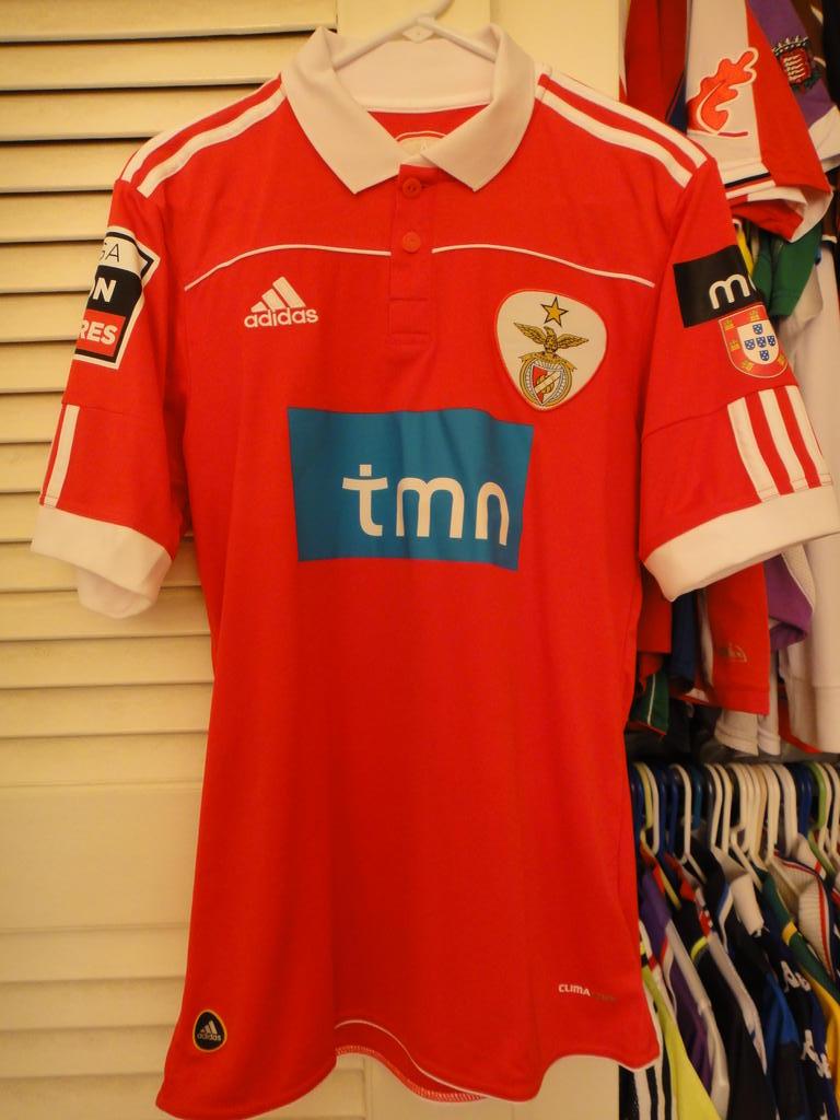 maillot de foot sl benfica domicile 2010-2011 rétro