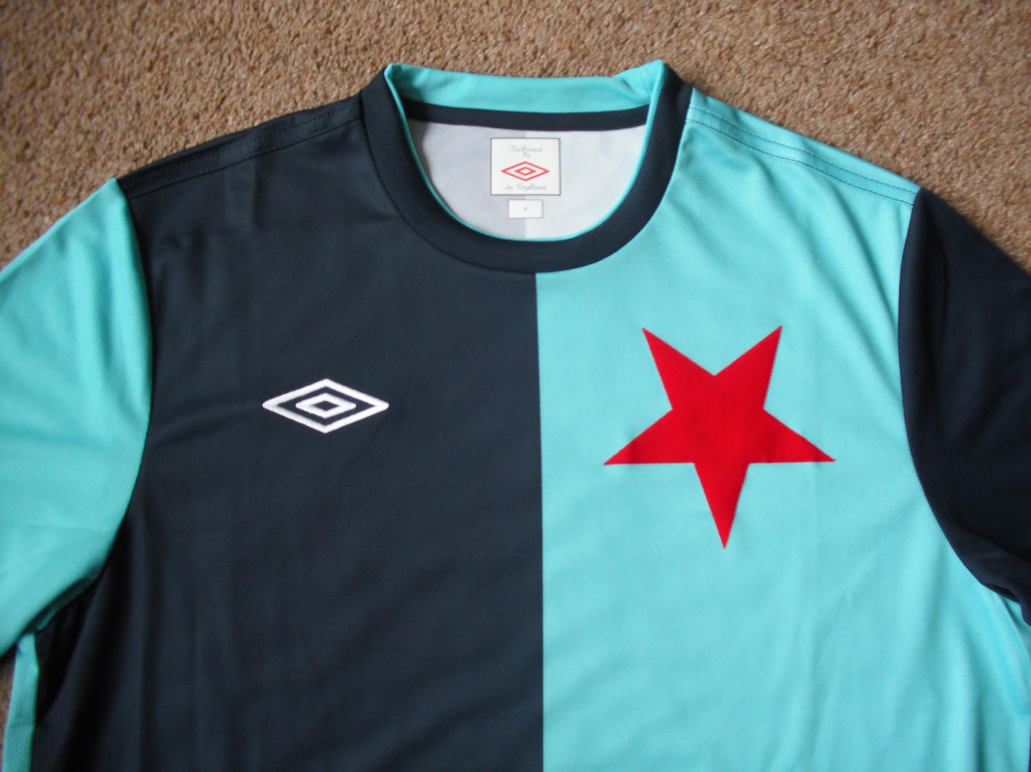 maillot de foot slavia prague exterieur 2012-2013 rétro maillot de foot slavia prague exterieur 2012-2013 rétro