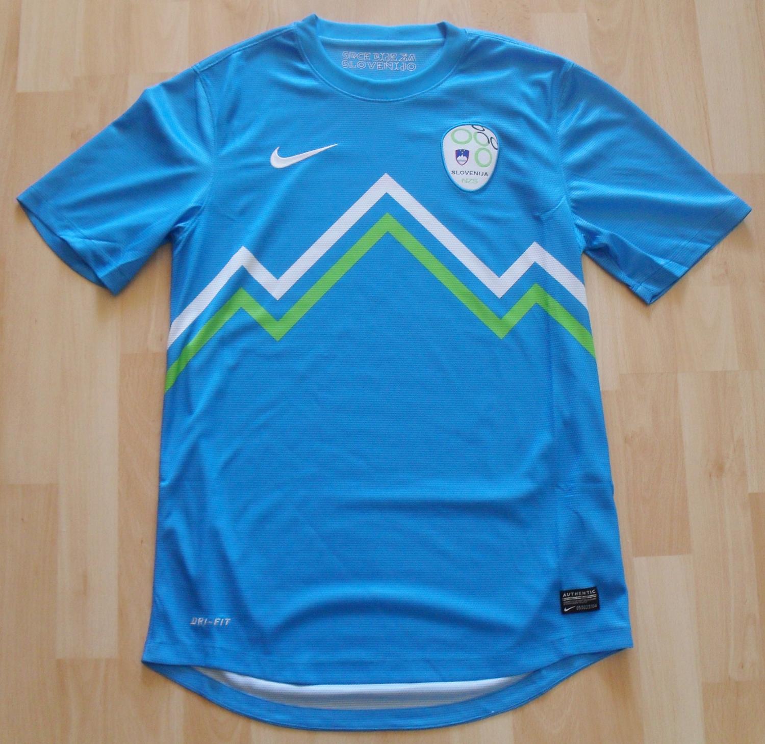 maillot de foot slovénie exterieur 2012-2014 rétro