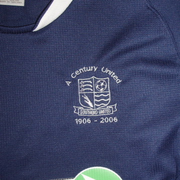 maillot de foot southend united domicile 2006-2007 pas cher maillot de foot southend united domicile 2006-2007 pas cher