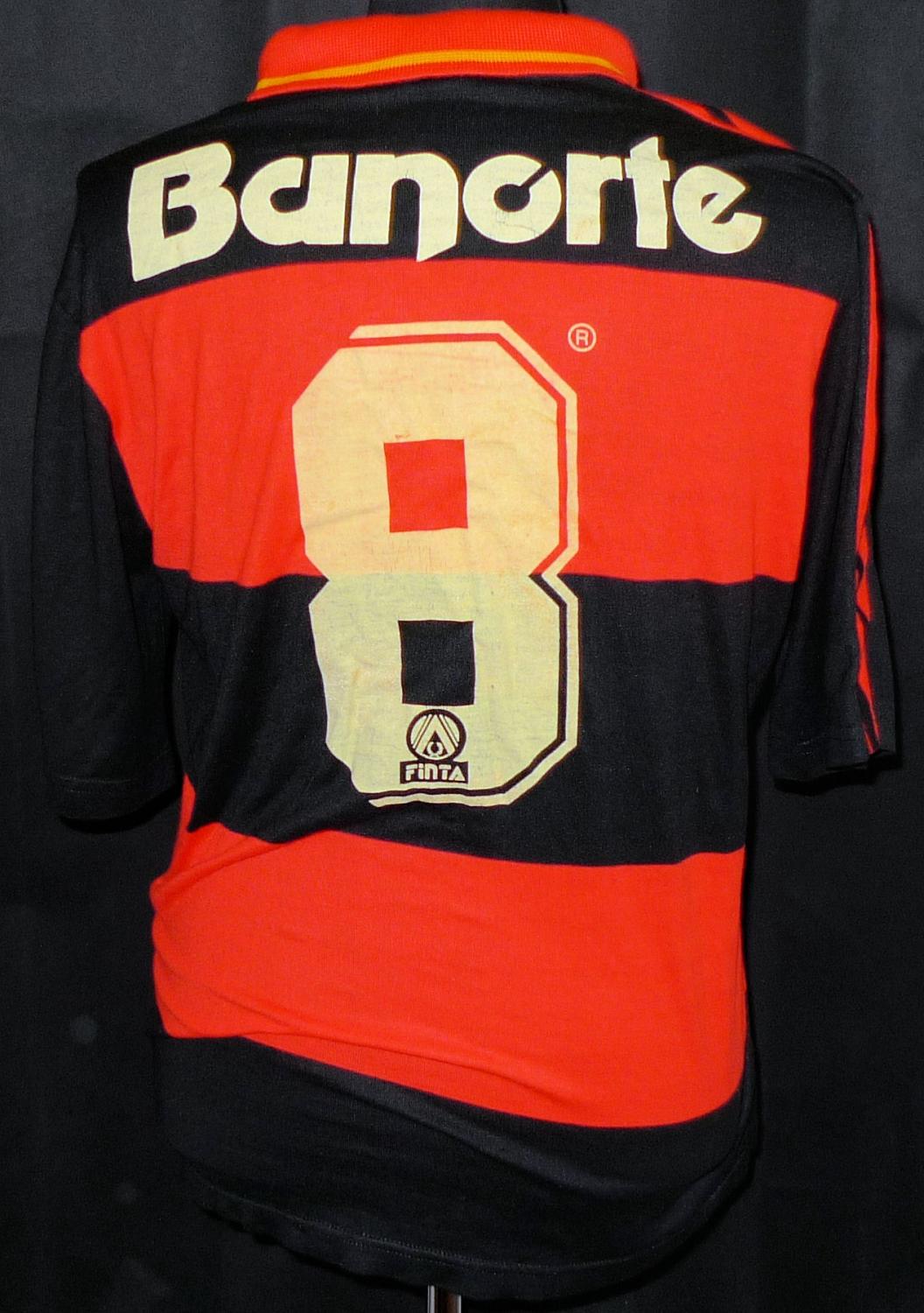 maillot de foot sport club do recife domicile 1991-1992 rétro maillot de foot sport club do recife domicile 1991-1992 rétro
