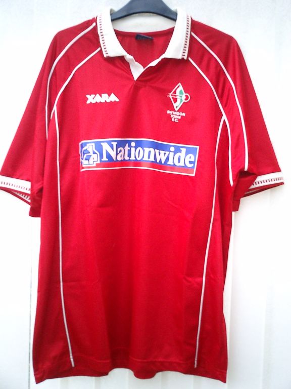 maillot de foot swindon town fc domicile 2000-2001 rétro