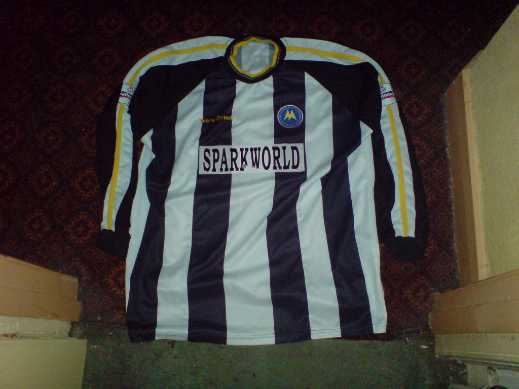 maillot de foot torquay united particulier 2003-2004 rétro