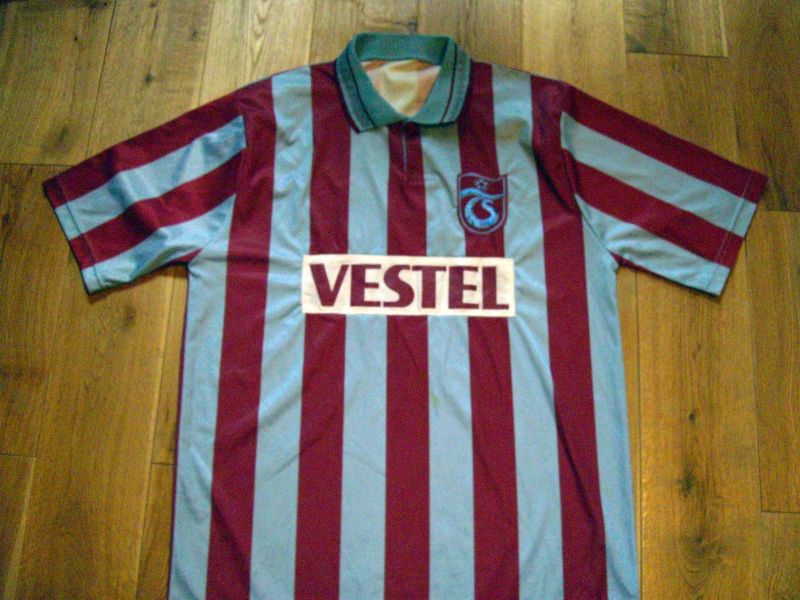 maillot de foot trabzonspor domicile 1996-1997 rétro