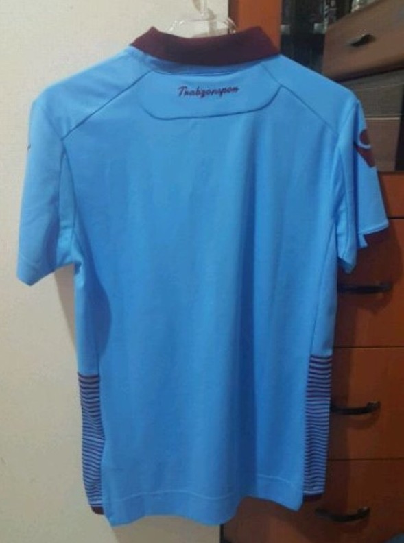 maillot de foot trabzonspor exterieur 2018-2019 pas cher maillot de foot trabzonspor exterieur 2018-2019 pas cher