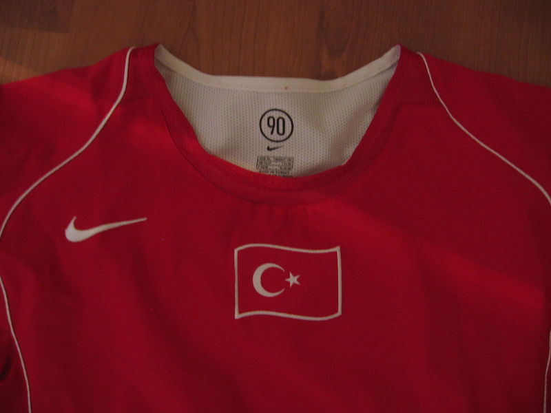 maillot de foot turquie domicile 2004-2006 rétro