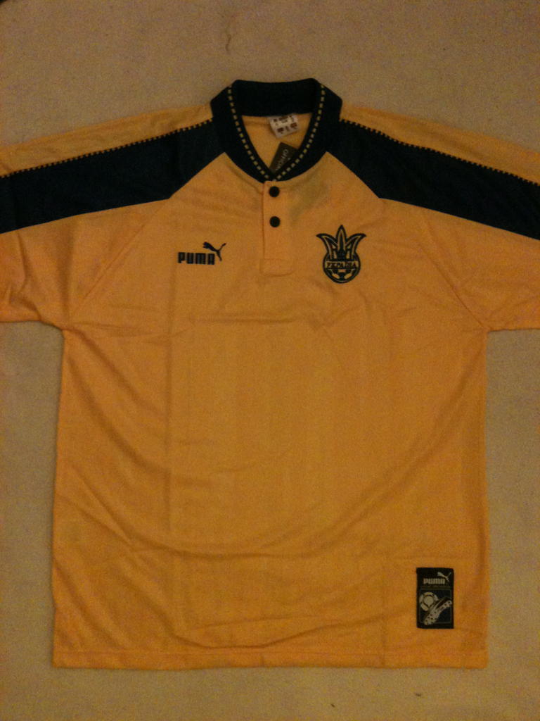 maillot de foot ukraine domicile 1998-2000 rétro
