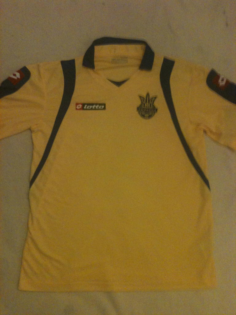 maillot de foot ukraine domicile 2008 rétro