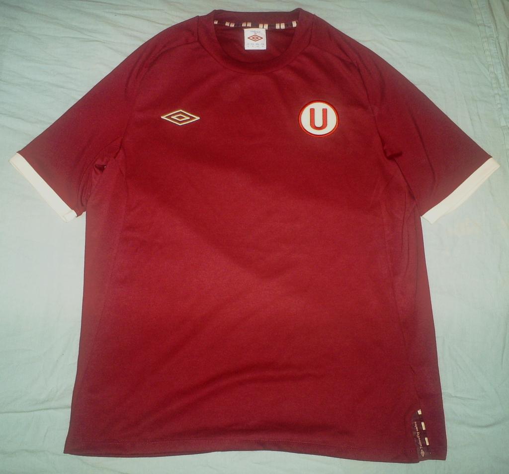 maillot de foot universitario exterieur 2011 pas cher