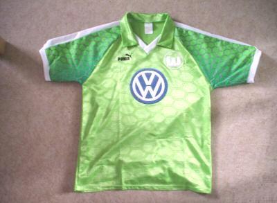 maillot de foot vfl wolfsbourg domicile 1997-1998 rétro