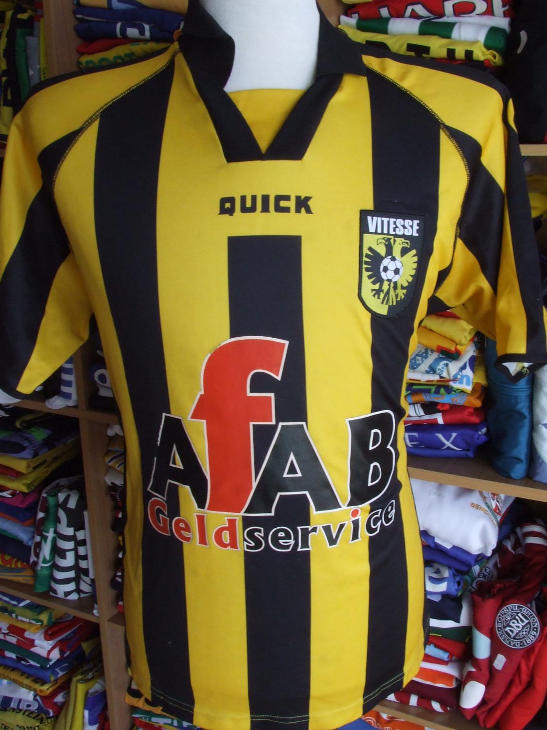 maillot de foot vitesse arnhem domicile 2005-2006 rétro