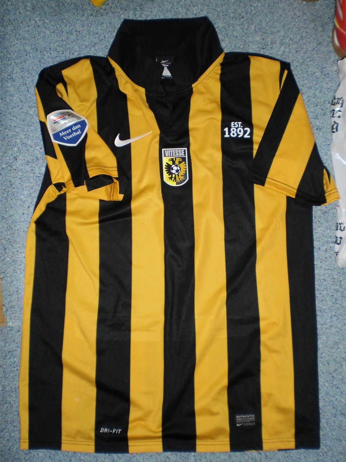 maillot de foot vitesse arnhem domicile 2013-2014 rétro