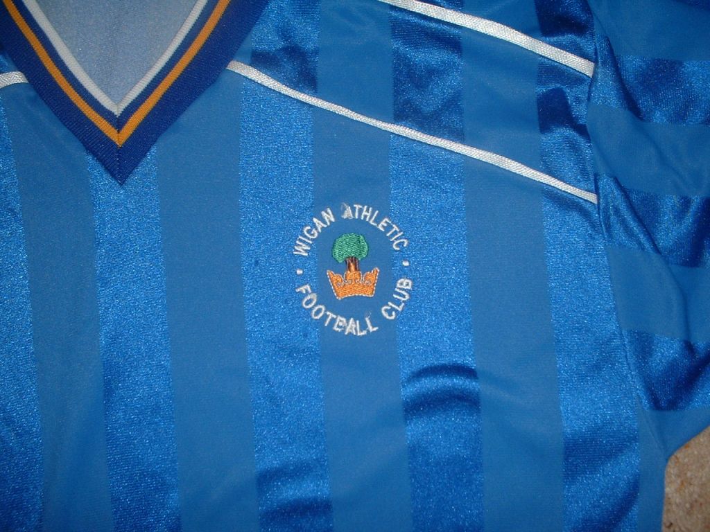 maillot de foot wigan athletic domicile 1983-1984 pas cher