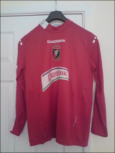 maillot de glentoran réplique 2005 rétro