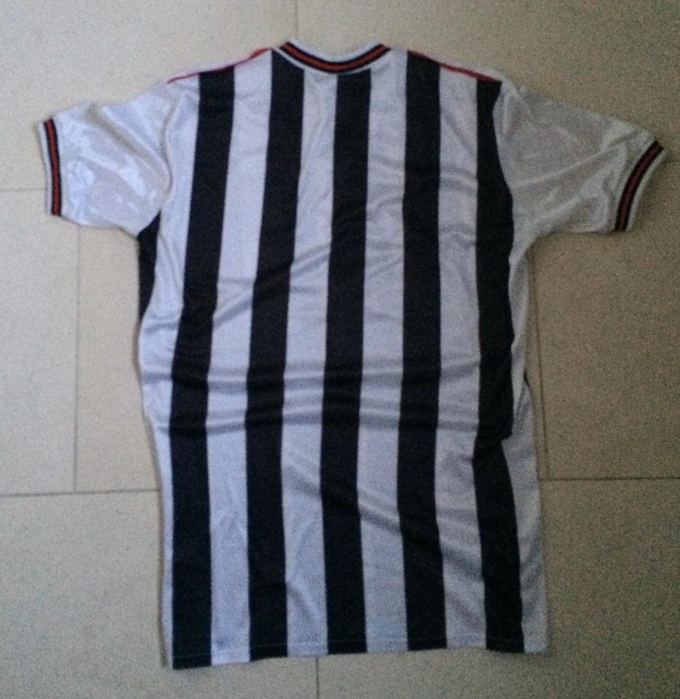 maillot de grimsby town fc domicile 1988-1989 rétro