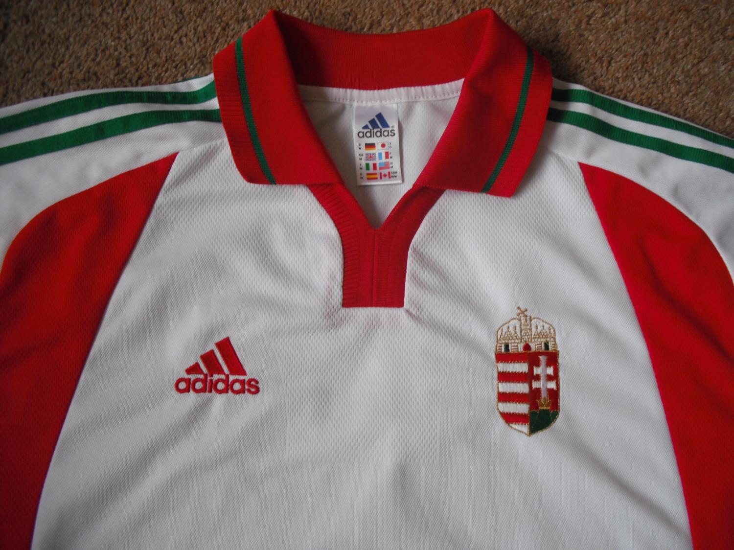 maillot de hongrie exterieur 2000-2001 rétro maillot de hongrie exterieur 2000-2001 rétro