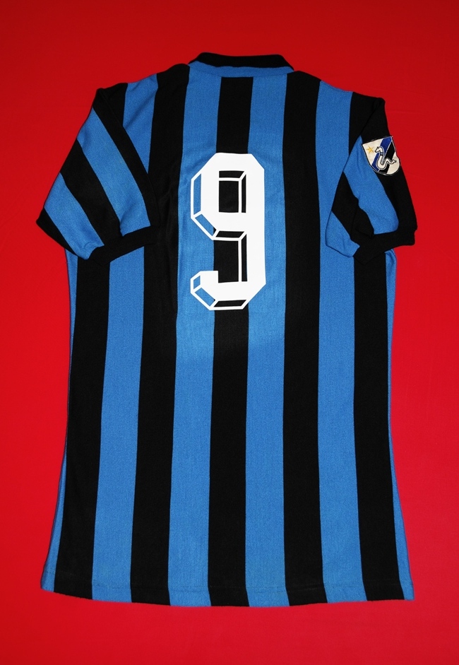 maillot de inter milan domicile 1985-1986 pas cher maillot de inter milan domicile 1985-1986 pas cher