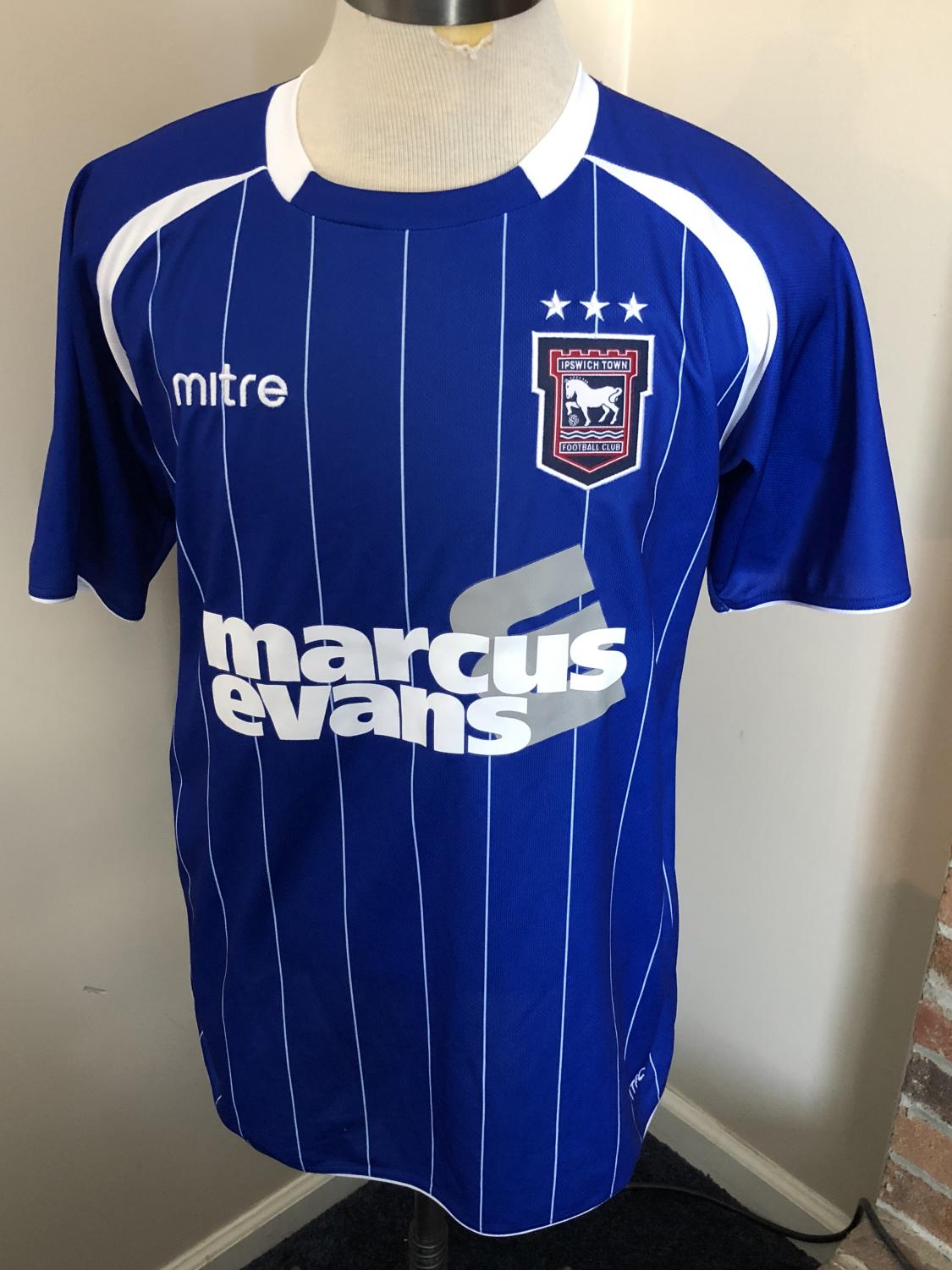 maillot de ipswich town domicile 2011-2012 rétro