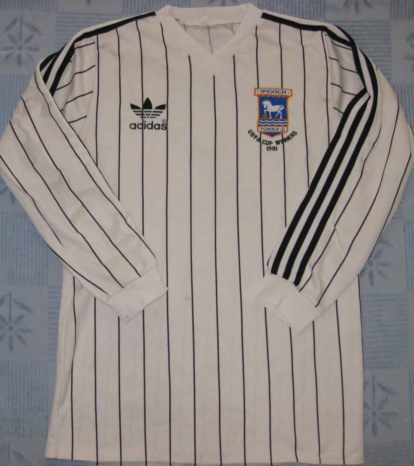 maillot de ipswich town exterieur 1982-1983 rétro